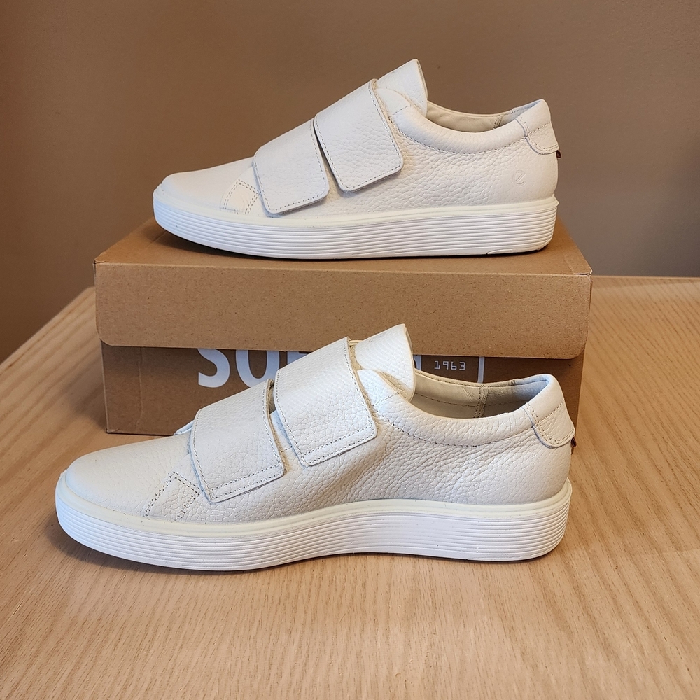 ECCO Soft 60 White Leather Sneakers - Picture 2 of 5
